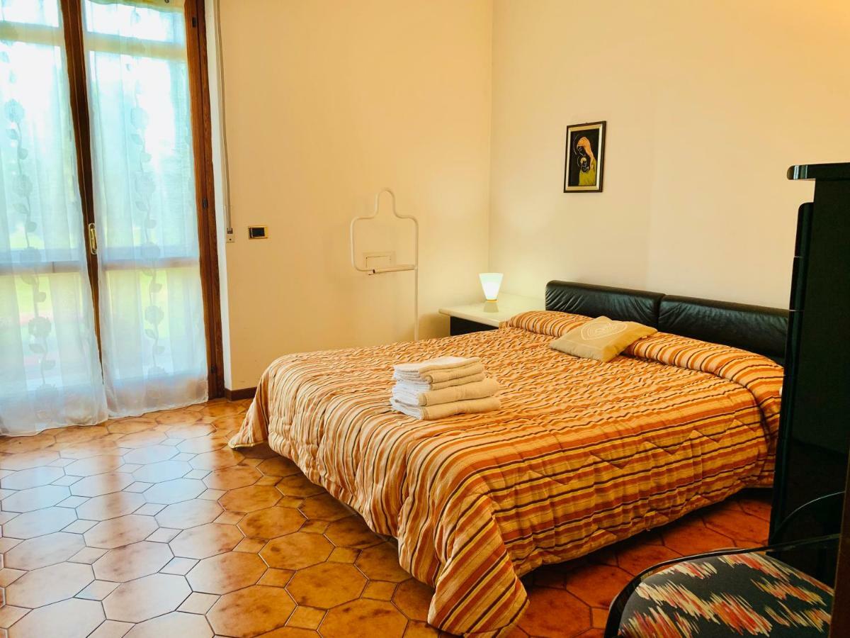 Appartamento Valentina Peschiera del Garda Buitenkant foto